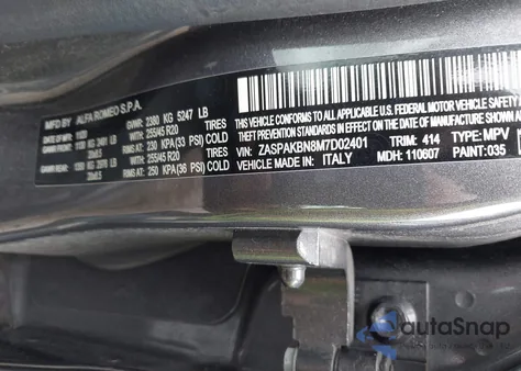 2021 Alfa Romeo Stelvio Ti Awd z USA, uszkodzony, nr VIN ZASPAKBN8M7D02401